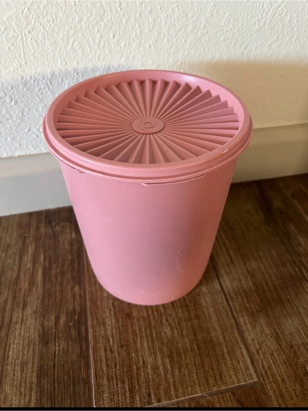 7” Dusty Rose Tupperware Storage Container with Lid